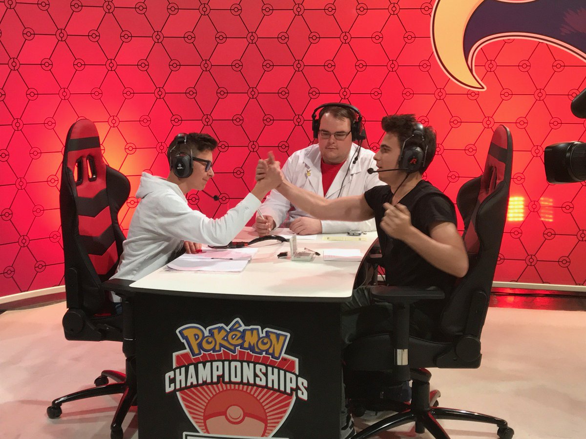 Una sfida tutta italiana! Lorenzo Semeraro e Davide Cauteruccio si contendono un posto fra i migliori quattro! bit.ly/1ZG2fWz