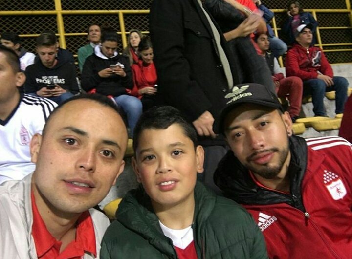 manuelfeliper1's tweet photo. #MiEquipoSeSalva @MiEquipoWIN  hoy América ratifica su gran campaña. Saludos desde Bogotá. https://t.co/e7xsq9jJC8