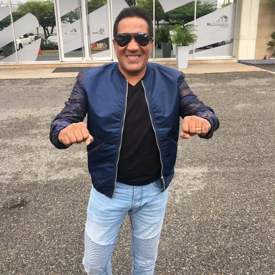 JuniorGuzmn2's tweet photo. Vamos a felicitar al hombre merengue @kinitomendez , su amigo su amigo hoy día de su cumpleaños https://t.co/ndQhD9WSw0