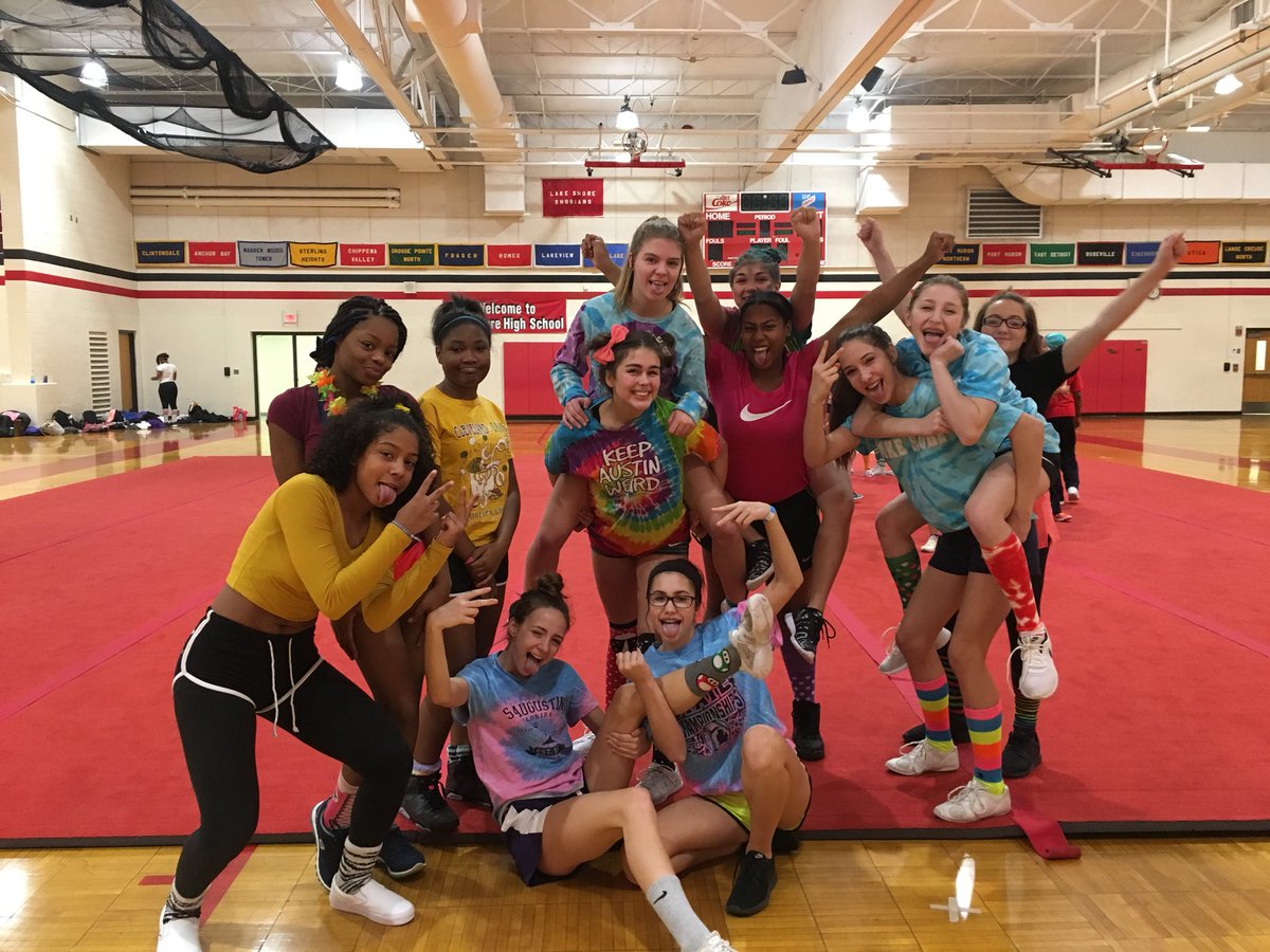 lscheerjv's tweet photo. JV and Kennedy had a “wacky” Saturday morning practice today, bonding, stunting, and playing ships and sailors! https://t.co/0RDRh1uFY3