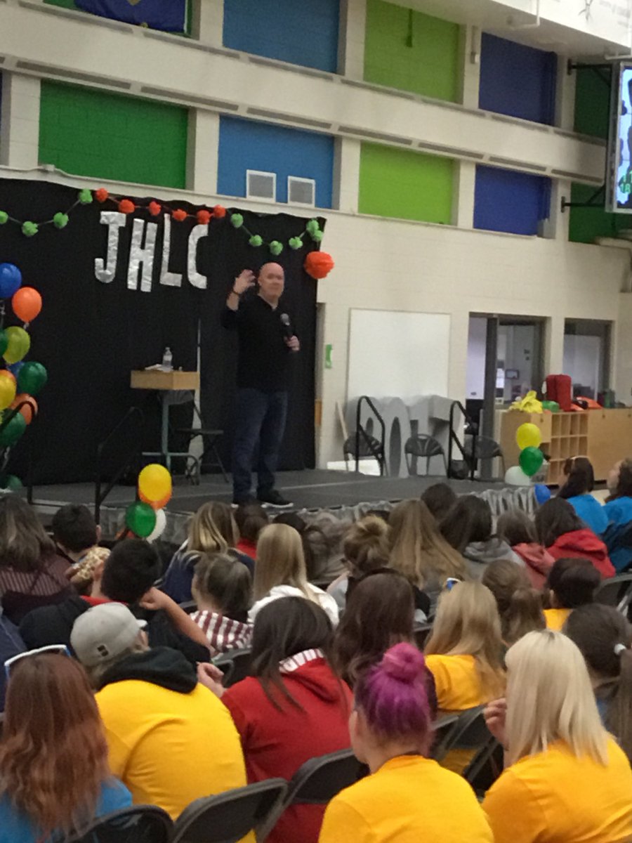 CSLA_Leaders's tweet photo. The Alberta Jr. High Leadership Conference @2017jhlc was awesome. Ponoka Secondary were amazing hosts. @iantyson and Alvin Law were keynotetastic. The Spirit Leaders really made it happen. Thanks Ponoka https://t.co/xxGpRsmOAY