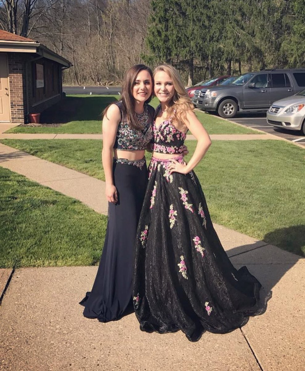 margot_beck19's tweet photo. happy belated birthday pretty!!! hope you had an amazing day!!! #beanstrong ❤️☕️ @ava_massetti https://t.co/Fzb3blQDFl