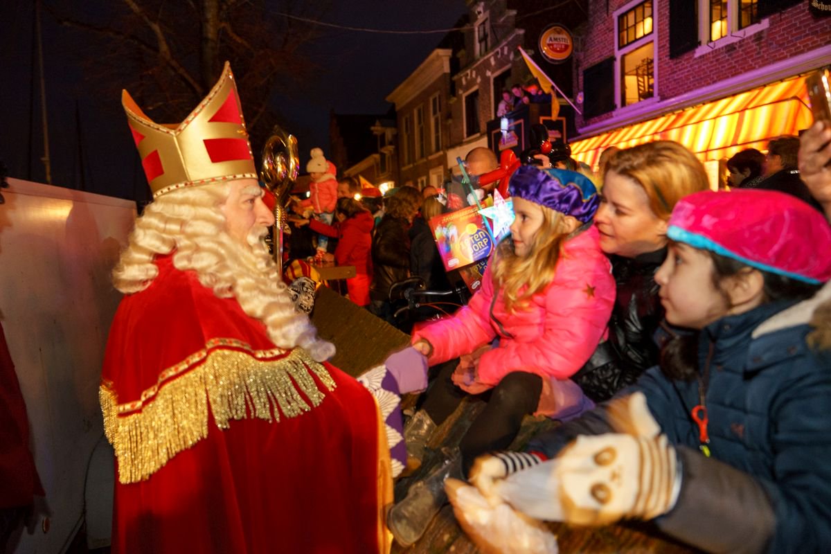 #medemblik: #fotoreportage #sinterklaasintocht #medemblik is weer een groot feest geworden goo.gl/Q3qaKe