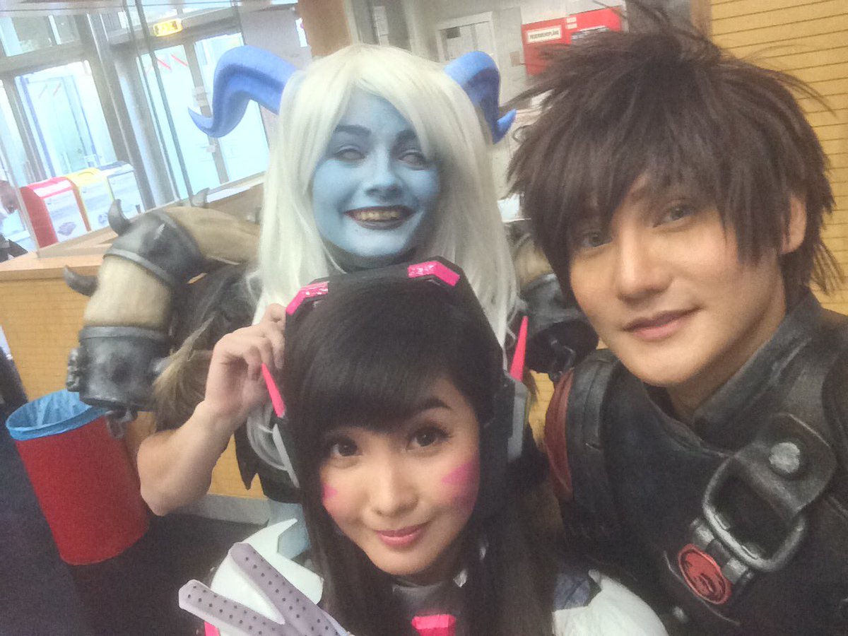 LADYSUNDAE's tweet photo. With @AlodiaAlmira and @LordLiuiThe1st at #VIECC !! https://t.co/JEoobCEFMg