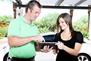 See how the automotive industry is evolving away from traditional marketing and embracing #experiential. hubs.ly/H08XXxW0 @Pop2Life