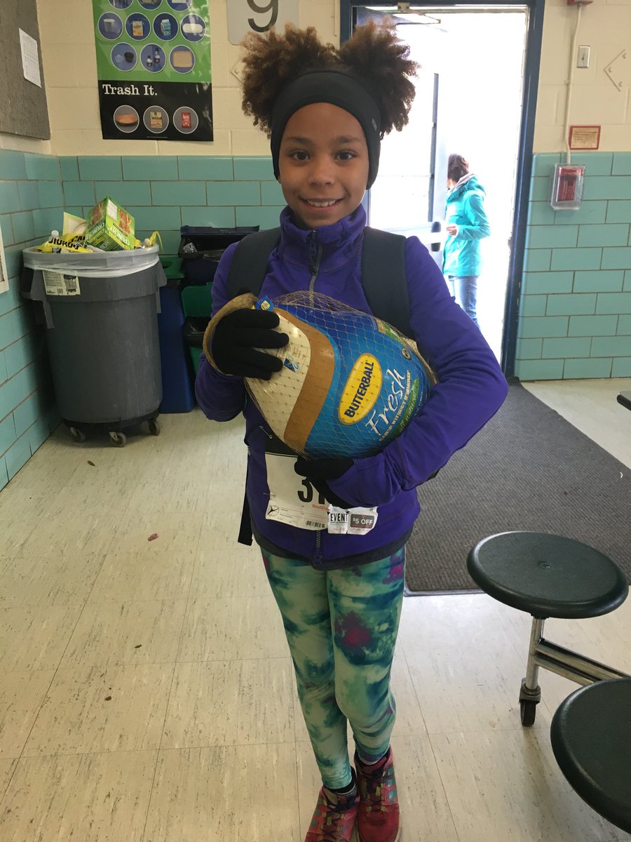 waynewoodes's tweet photo. Winner winner turkey dinner!  Gobble gobble! https://t.co/Ul5J8hMcnC