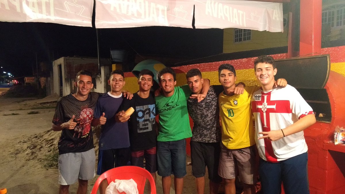 MarquesFC2016's tweet photo. Churrasco do maior de Maricá, 14/11 na Mumbuca, nada pode nos parar!!
#MarquêsTaAí 🔴⚪️ https://t.co/oLfGPL94eV
