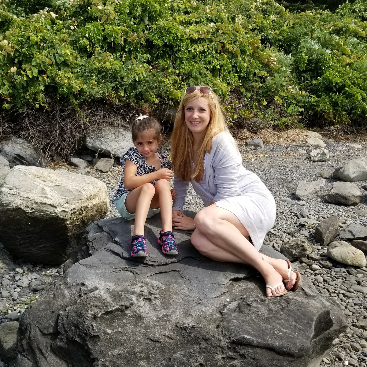 LizzyWienie's tweet photo. #NewProfilePic https://t.co/bcNNbzFarx