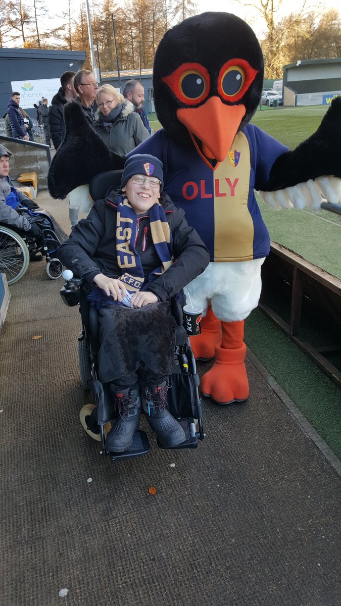 willie1962's tweet photo. Kilby superfan looking for a Scottish Cup win for @officialEKFC with @ollyekfc https://t.co/nzDE73IGhr