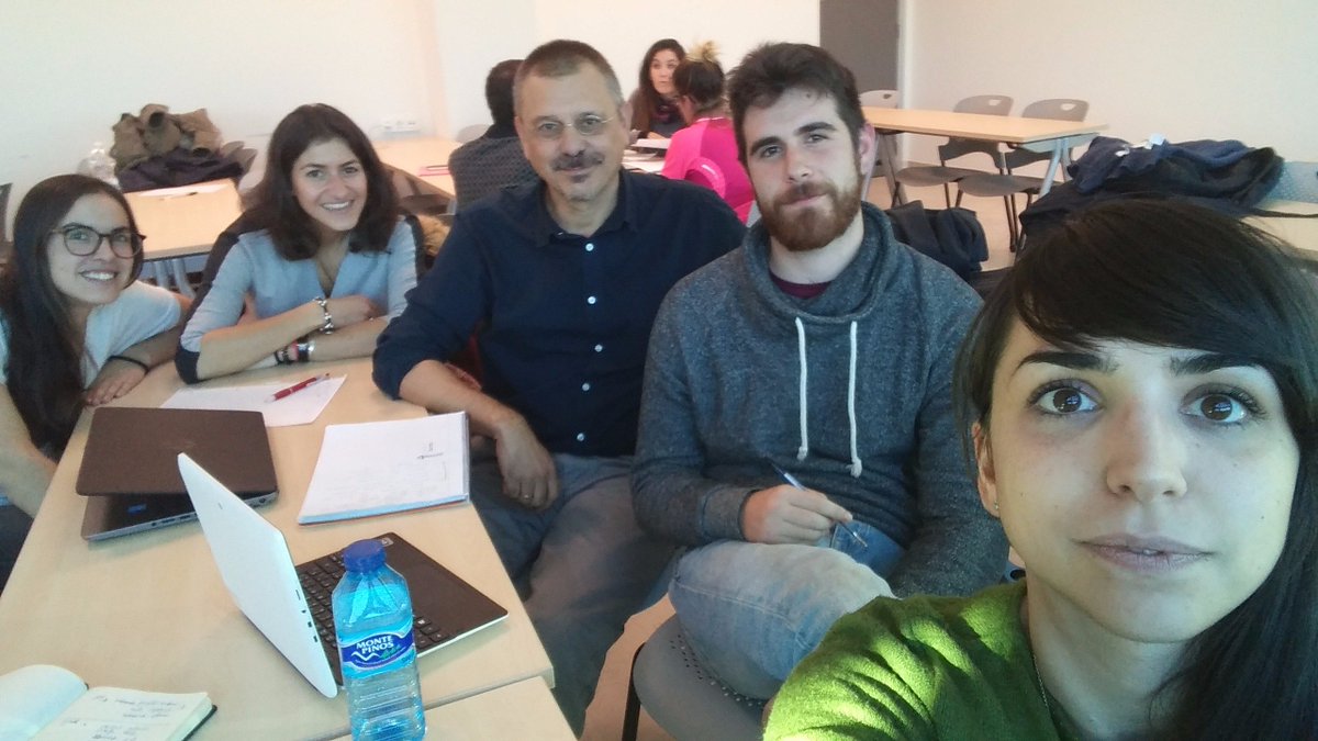 biniestafp's tweet photo. Gran equipo de trabajo!!
#MasterOrientación https://t.co/AbqS8GdqnG