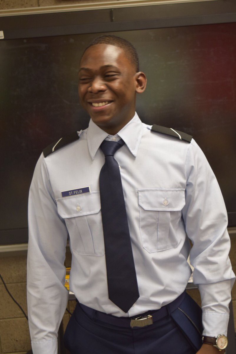 Former Wellstone student off to Officer training in the Airforce. Came for a pep talk in following his dreams. Speaks English, Spanish, French Creole and learning Portuguese. This is why we do what we do-we are his forever Wellstone family. <a href="/MPSMultilingual/">MPS Multilingual</a> @MPSGloEd <a href="/MPS_News/">Minneapolis Public Schools</a>