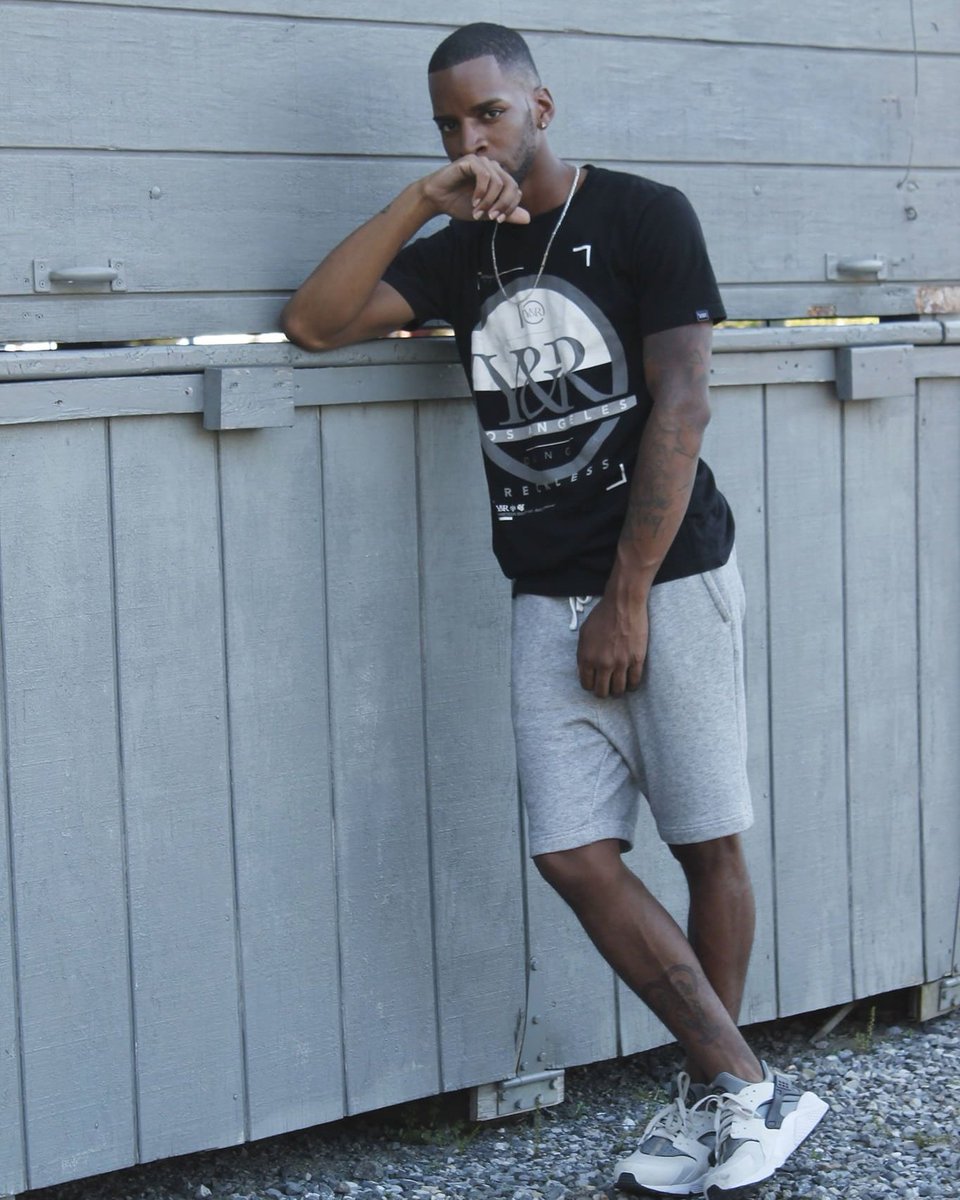 itsBlackGold_'s tweet photo. #highsnobiety #hypedhaven #tagsforlikes #rswd #swag #photograry #scenicoverlook #hypedbeast #streetweararchi #backtominimal #todayshype #bestfitsdaily #boostvibes https://t.co/tpMBztmeE9