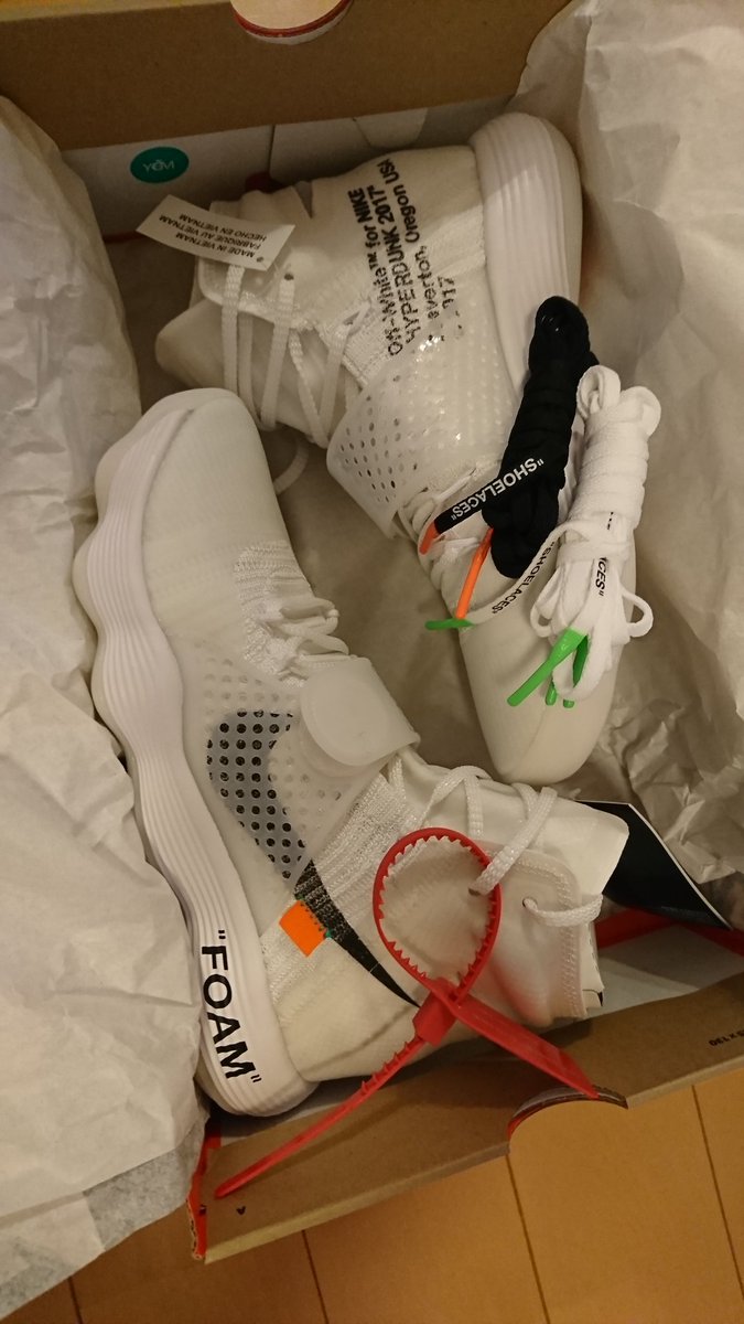akiaki918's tweet photo. NIKE the ten off-whiteシリーズなんとかhyperdunk26cmは手に入れたけど他のが出来れば欲しがった、、誰か他のオフホワイトとハイパーダンクと交換したいって人いないですかね？#nike #niketheten #offwhite #nikehyperdunk #hyperdunk #交換希望 https://t.co/GwmXn6jxIk