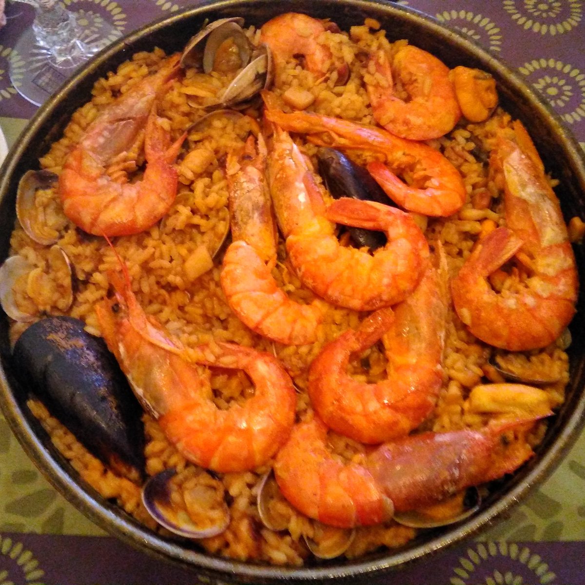 atr1965's tweet photo. Vaya paella que me he marcado hoy. https://t.co/Z9xYRWFGws