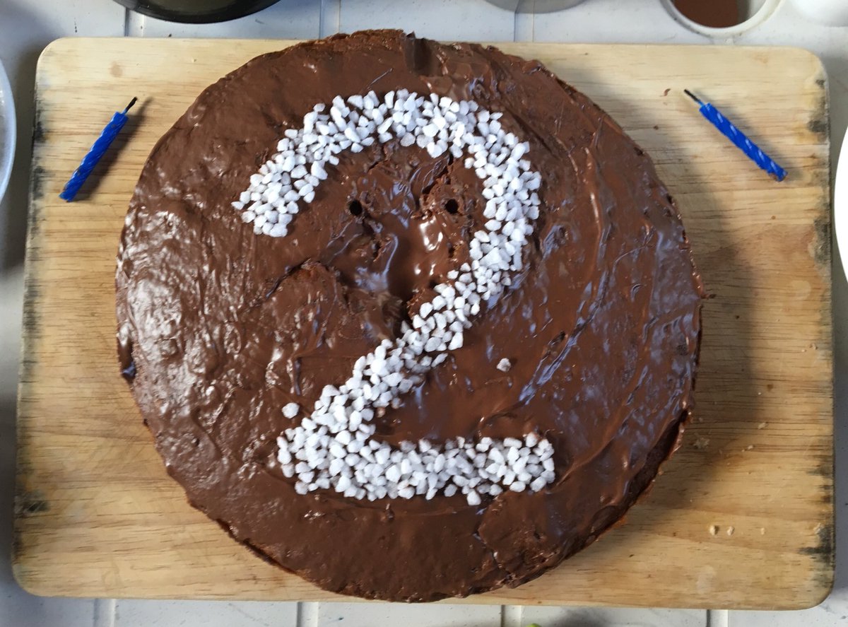 Geperuts's tweet photo. Quels superbes 2 ans des #Geperuts
Dans notre nouveau « Chez Nous » à #Montreuil.
Merci à tous d’être venus !
#EnsemblePlusHaut https://t.co/aCp863Jyia