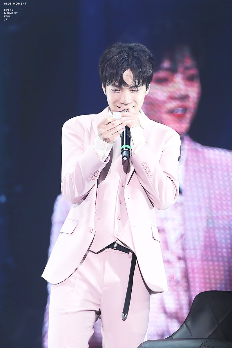 171118 홍콩 콘서트
#김종현 #종현 #JR #쩨알 #뉴이스트W #nuestW

핑크 종현,,, 정말 사랑해,,,,,,