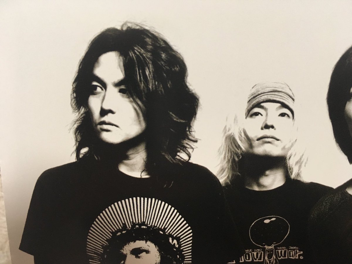 yubiwaohametai's tweet image. flower、flow-warのCDがやっと揃った！名曲ばかり！
そして今日19日は関内ストーミーマンデーで庄太郎さんのソロLIVE！
楽しみすぎて大変！(*´꒳`*)❤︎

#満園庄太郎
#flower
#flowwar
#風
#Everyday
#ID
#見つめていたい
#flowingfish
#すべて庄太郎さん作品
#かっこよすぎ