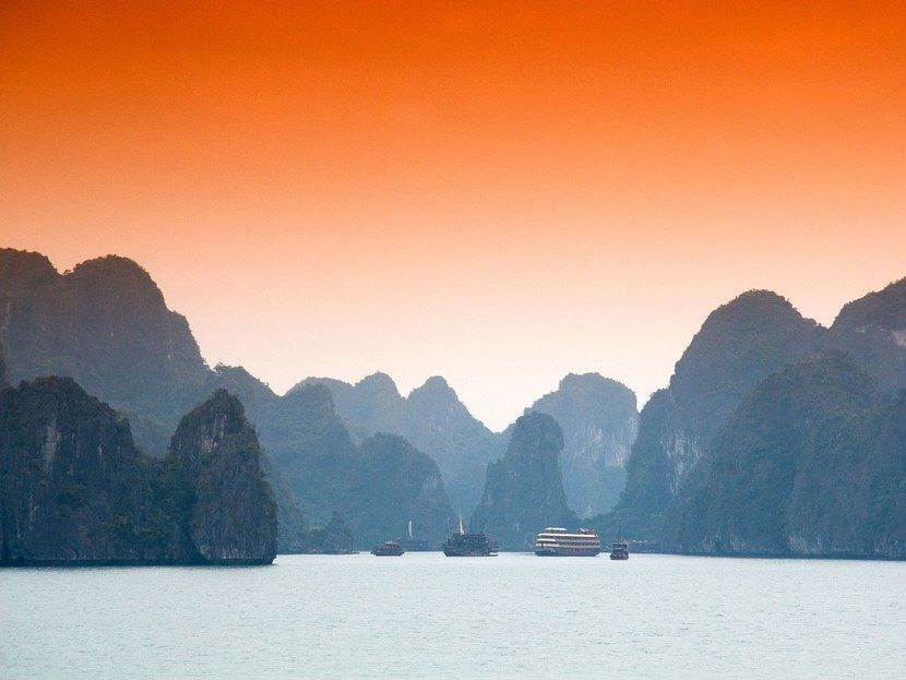 PhotosOfPlanet's tweet photo. Halong Bay, Vietnam (Caitlin Morton, Alamy) 📸
-
INSTAGRAM: @pixofplanet
-
#photastic #photography #picture #natgeo #landscape https://t.co/Ju0BisnkE3
