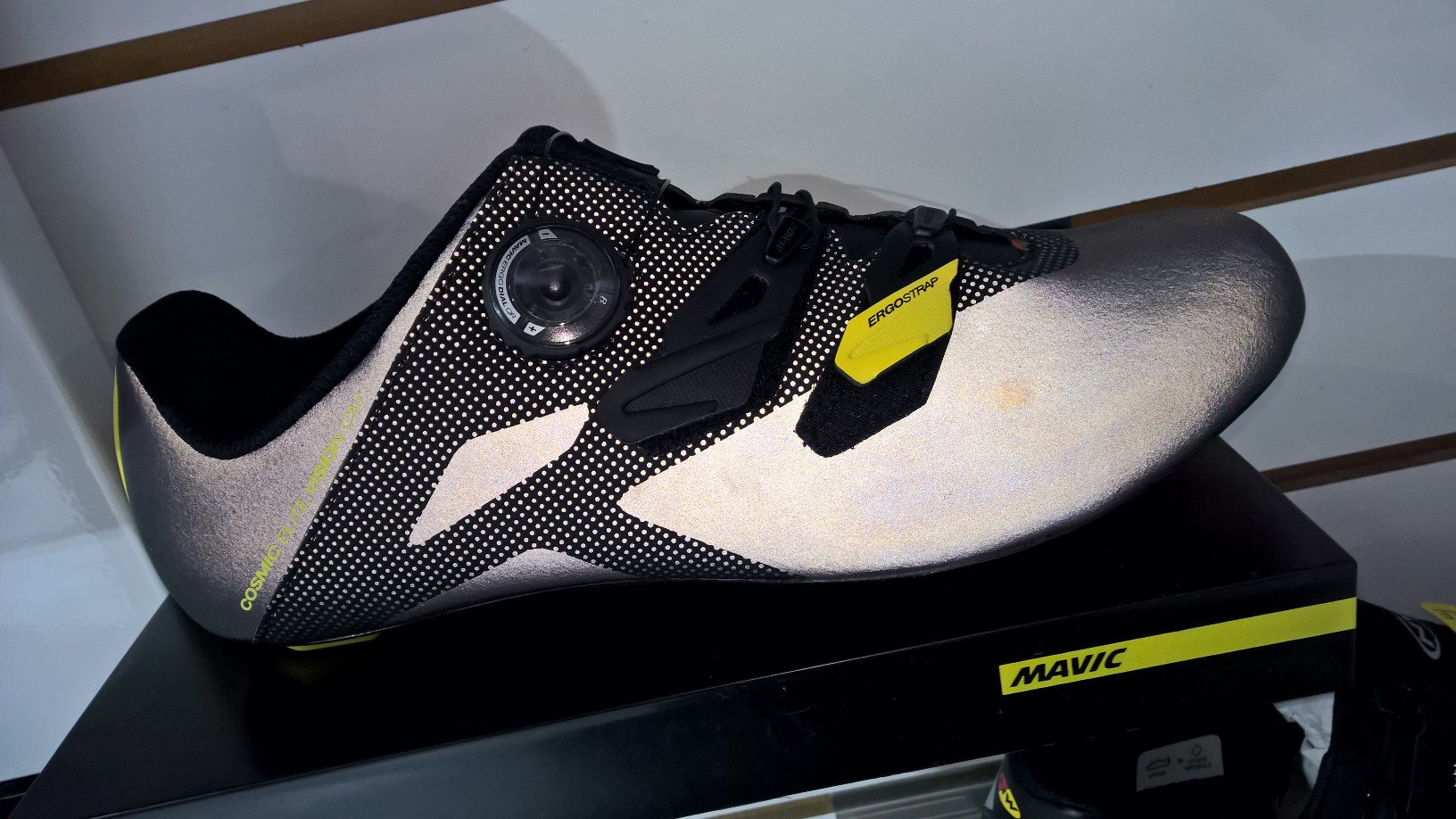 cosmic elite vision cm shoe