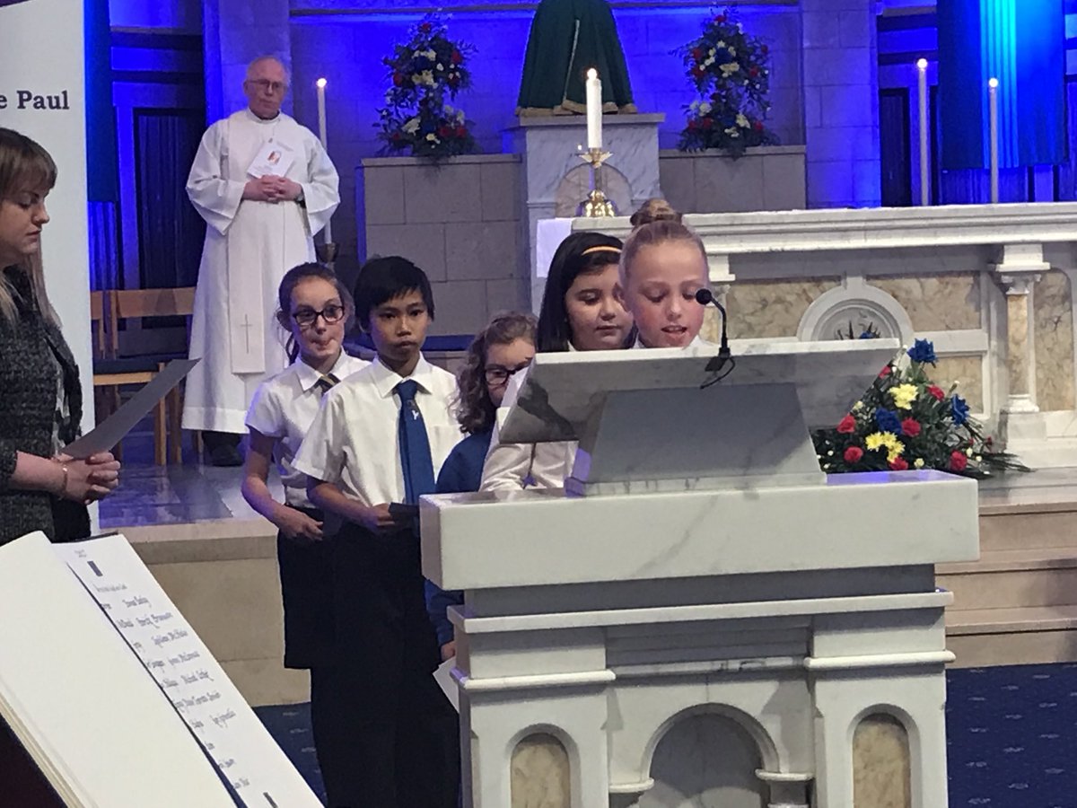 SSVPScotland's tweet photo. Thanks to Mini Vinnies from @StMargaretsRCPS for taking part in the St Andrews &amp; Edinburgh Diocese annual SSVP Mass. With @leocushley. 🙏 https://t.co/SRy4mLHlDj