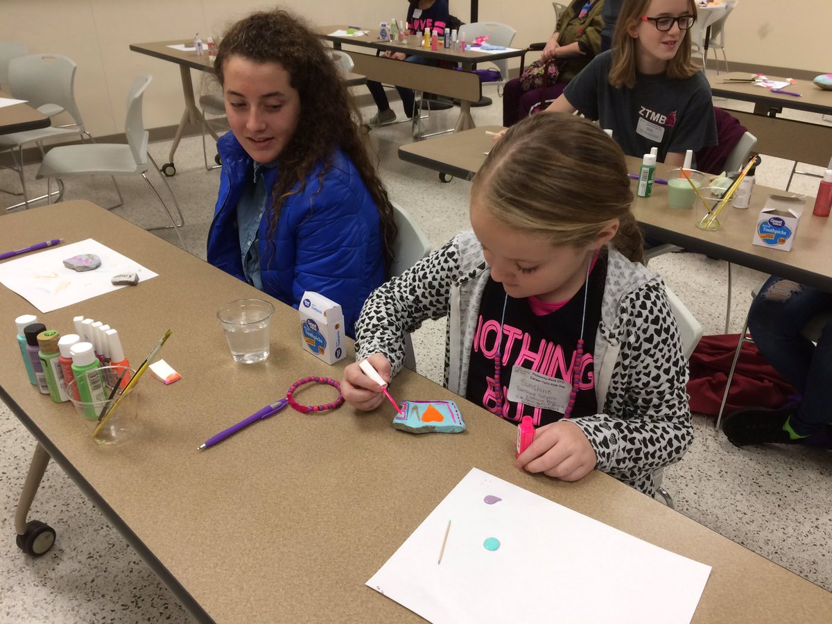 PickawayRossCTC's tweet photo. A new session offered at this year's Career Tech Kids Day is Kindness Rocks! Keep an eye out for some of these great designs to show up around Pickaway and Ross counties. #PRCTCPride #WeAreCareerTech #CTKD2017 https://t.co/XK2DiOq2zX