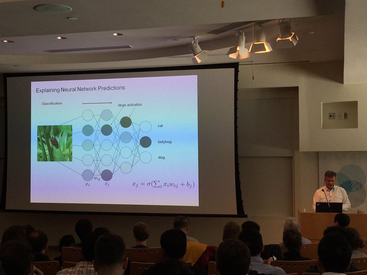 childssss's tweet photo. #neuroscience Throw back to a talk by Prof. Klaus-Robert Müller on ML and AI at MIT. Very specialized but interesting to learn! #machinelearning #ArtificialIntelligence https://t.co/LPGdmiqGf0