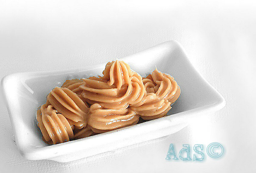 AlacenadeSabor's tweet photo. Hoy os traigo una #receta #básica de #repostería que podreis usar en múltitud de postres. #Moka #Cremadecafé #Buttercream #Buttercreamcafe
#Crema
#cafe 

https://t.co/SwKTIxooTc https://t.co/BSxRpauaXN