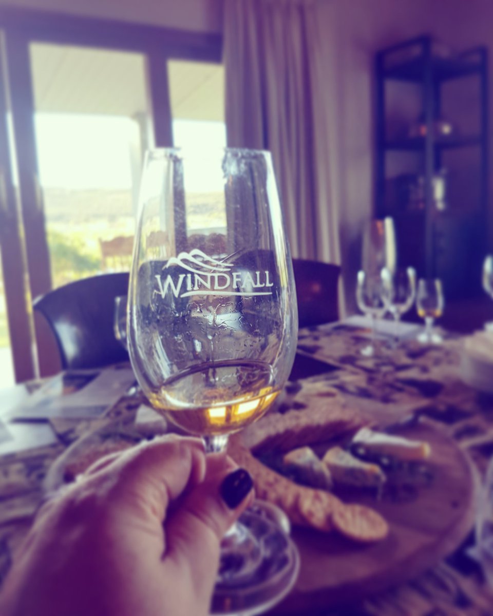 HOT_OVEN's tweet photo. The Hunter, handpicked from Chenin Blanc & slowly distilled in the silence of the long cold winter nights @WindfallWine #BrandyTasting #WindfallWine https://t.co/QOcDgTUbgt