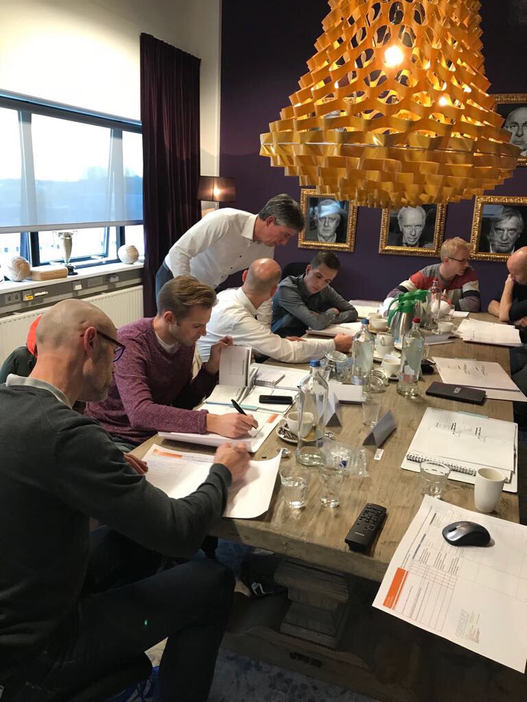 Wittemeer's tweet photo. Vrijdag 17-11 was de 1e dag van de opleiding Bedrijfsvoering Fysiotherapie, met Frank Timmermans en Léon Wijnen. Aan de slag met missie, visie en strategie. Interesse voor de volgende leergang? https://t.co/oyPNFP849N https://t.co/RT5SElKV28