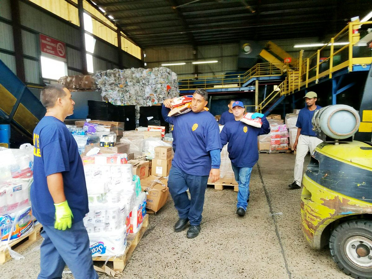 RevMiranda's tweet photo. Puerto Rico Relief Efforts continue. Proud of our chaplains and rescue volunteers. Special thanks to @DavilaAssembly @NostriMomenta @NydiaVelazquez #NYSCTF #53AD #WEDARETOCARE https://t.co/lt08xGR4td