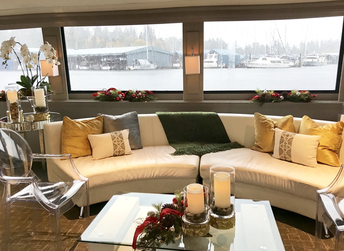 Come down to our yacht today from 11-3 for some holiday fare, and bring an unwrapped gift for the Christmas Wish Breakfast. #Vancouver