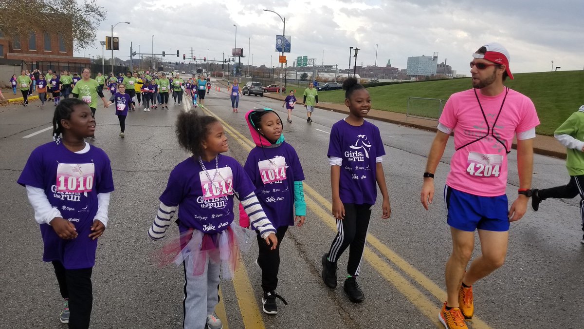 mprather007's tweet photo. So proud of Jury Scholars  @Girls on the Run. #girlpower https://t.co/MpVIuHYqXW