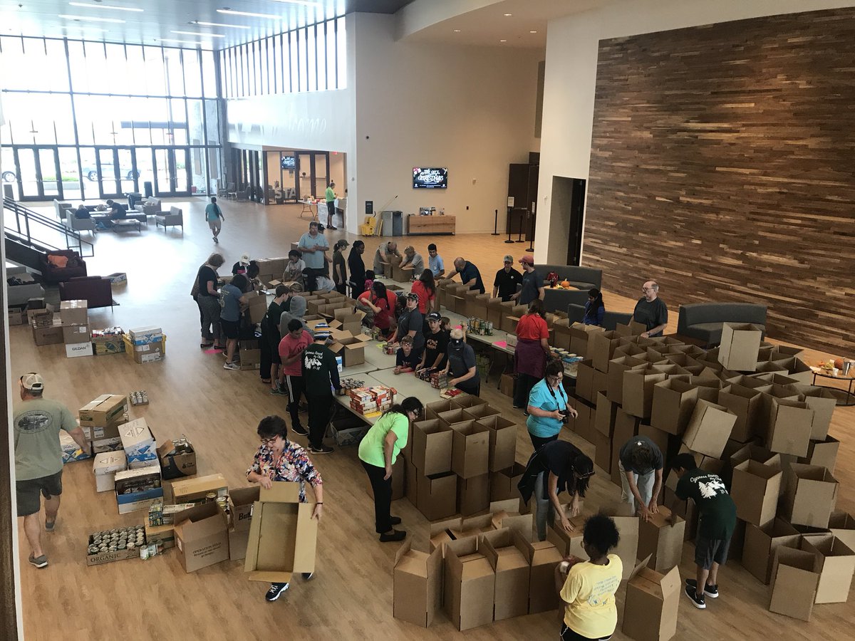 HFBCCypress's tweet photo. Volunteers from our church and the community are in our Main Foyer today loading up boxes for CyFair Helping Hands to be given to local families. #diffmakers #helpinghands #cyfair #cypress https://t.co/Jz8UxZTDNZ