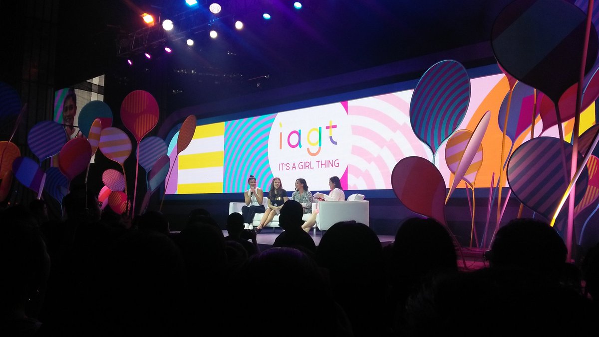 valencianolover's tweet photo. It's a girl thing!!! 💖 What an inspiring night!!! 💚 Thank you so much for the beautiful words, Ate @KianaVee!!!! We appreciate it. I love you so so much!!! ❤
#ItsAGirlThing #CreateGirlGoals #GlobeIAGT #ValencianoLover 💕 https://t.co/ko7ErAIxXz