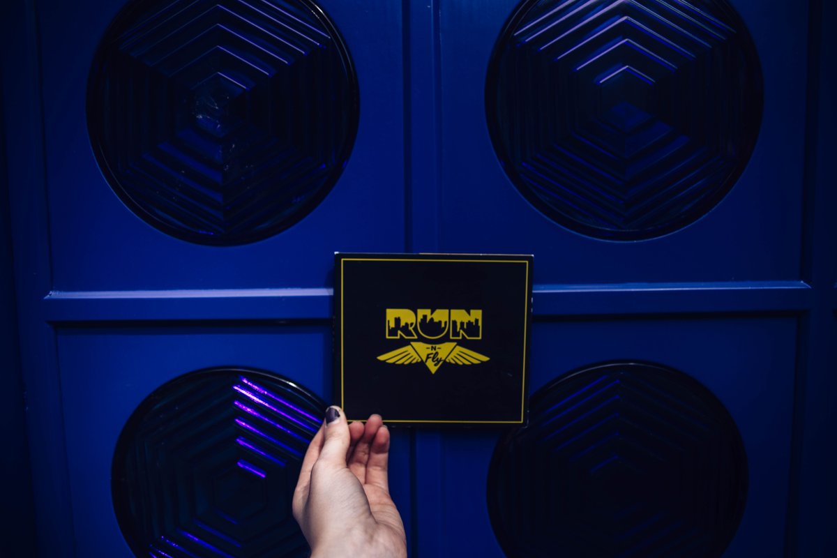 runnflyband's tweet photo. Embrace the grove. Dig the sounds. #RunNFly https://t.co/EiZYEsNkvE