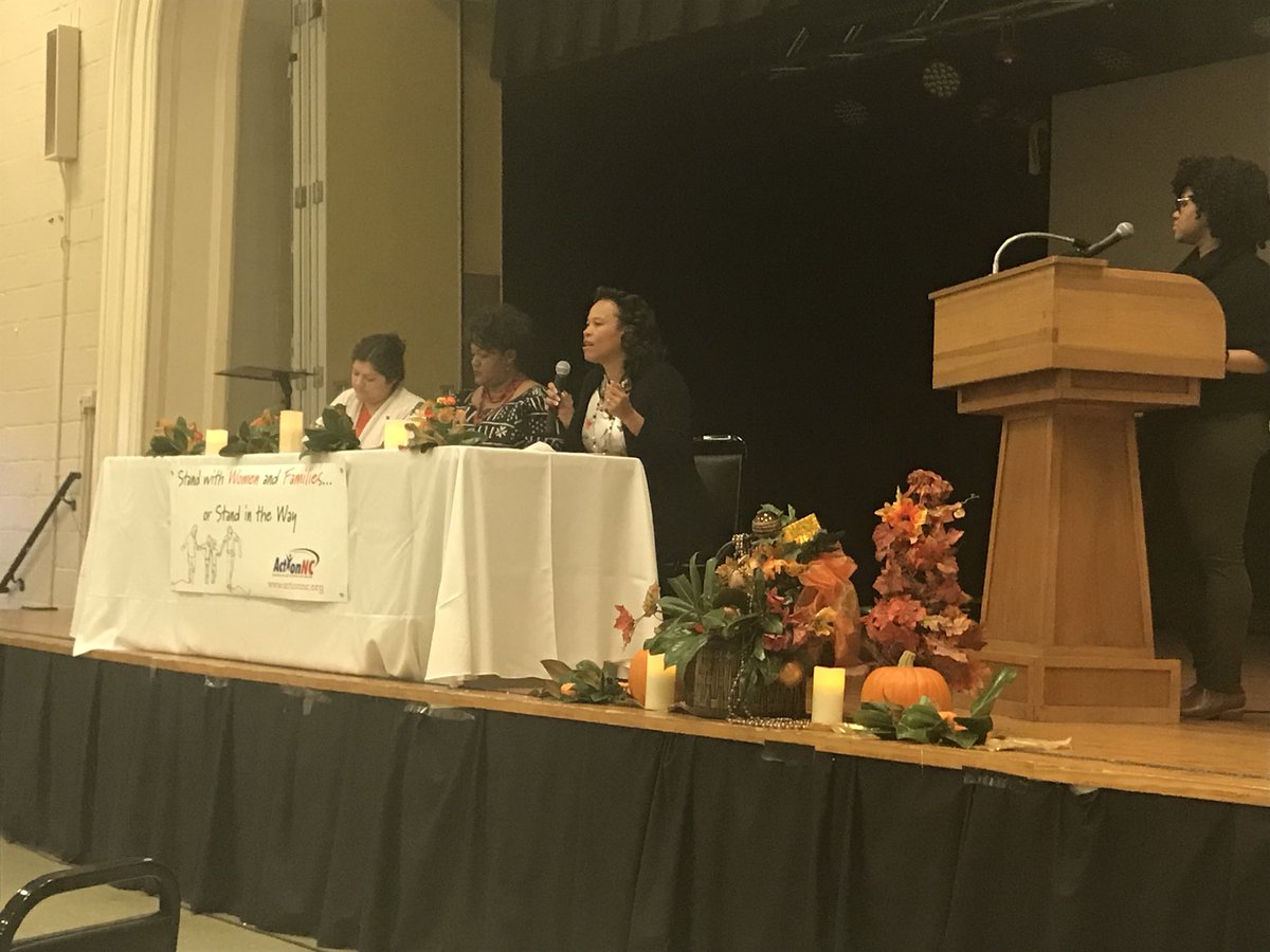 IamStayMichelle's tweet photo. Impact of Racism on Women of Color
#StandwithWomenandFamilies or #StandintheWay
We are not only discussing pay equity, criminalization, housing discrimination etc., but we are also sharing solutions to execute and carry out the changes we are as an economy so desperately need https://t.co/96AUA2QDkz