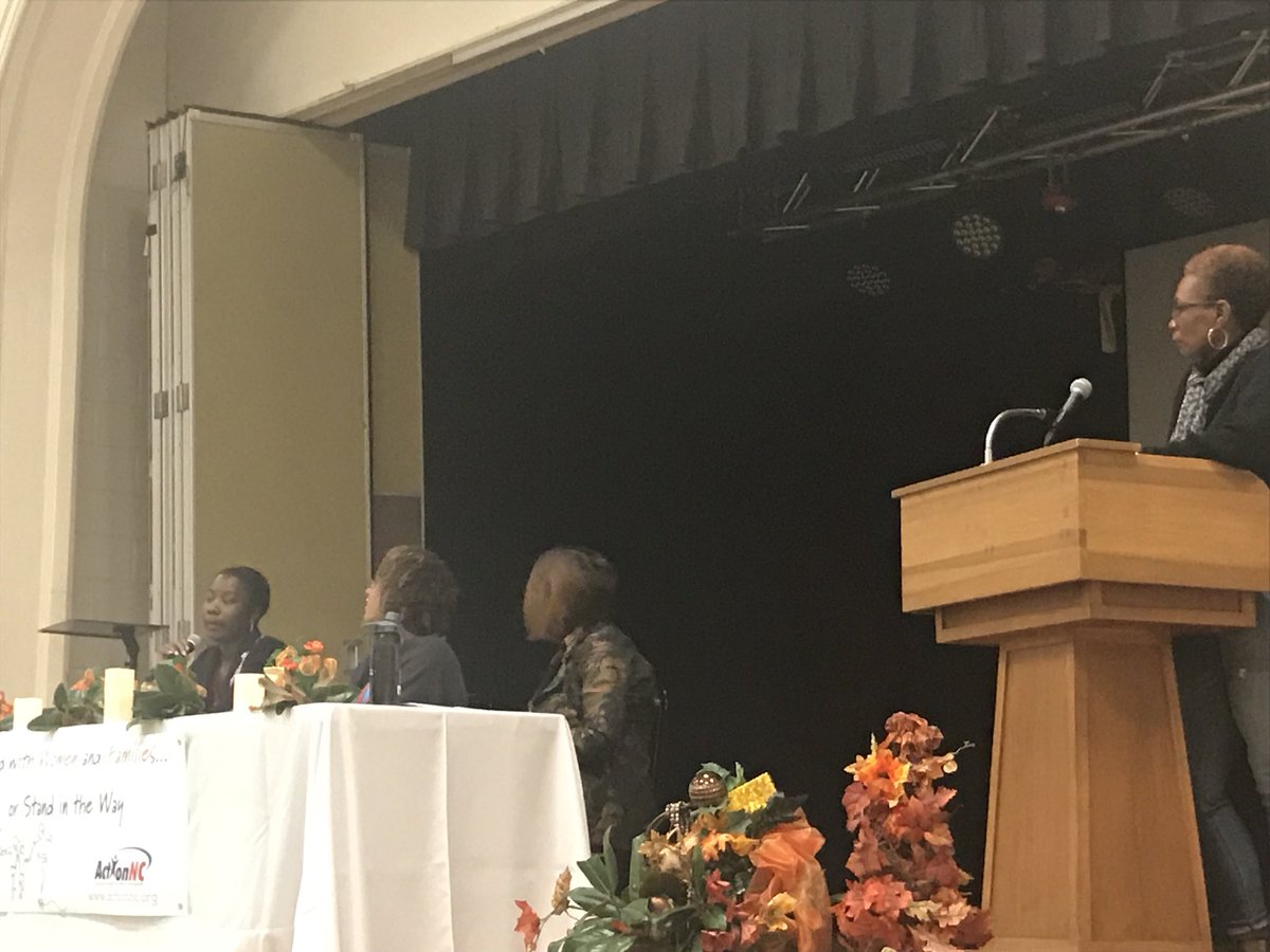 IamStayMichelle's tweet photo. Impact of Racism on Women of Color
#StandwithWomenandFamilies or #StandintheWay
We are not only discussing pay equity, criminalization, housing discrimination etc., but we are also sharing solutions to execute and carry out the changes we are as an economy so desperately need https://t.co/96AUA2QDkz