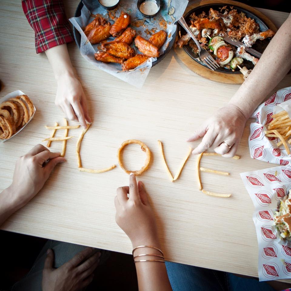 griffinbuffalos's tweet photo. What do you ❤️ about Saturdays?
#Love
#BuffalosCafe
#ItsSaturday https://t.co/7RiMK7SIeT