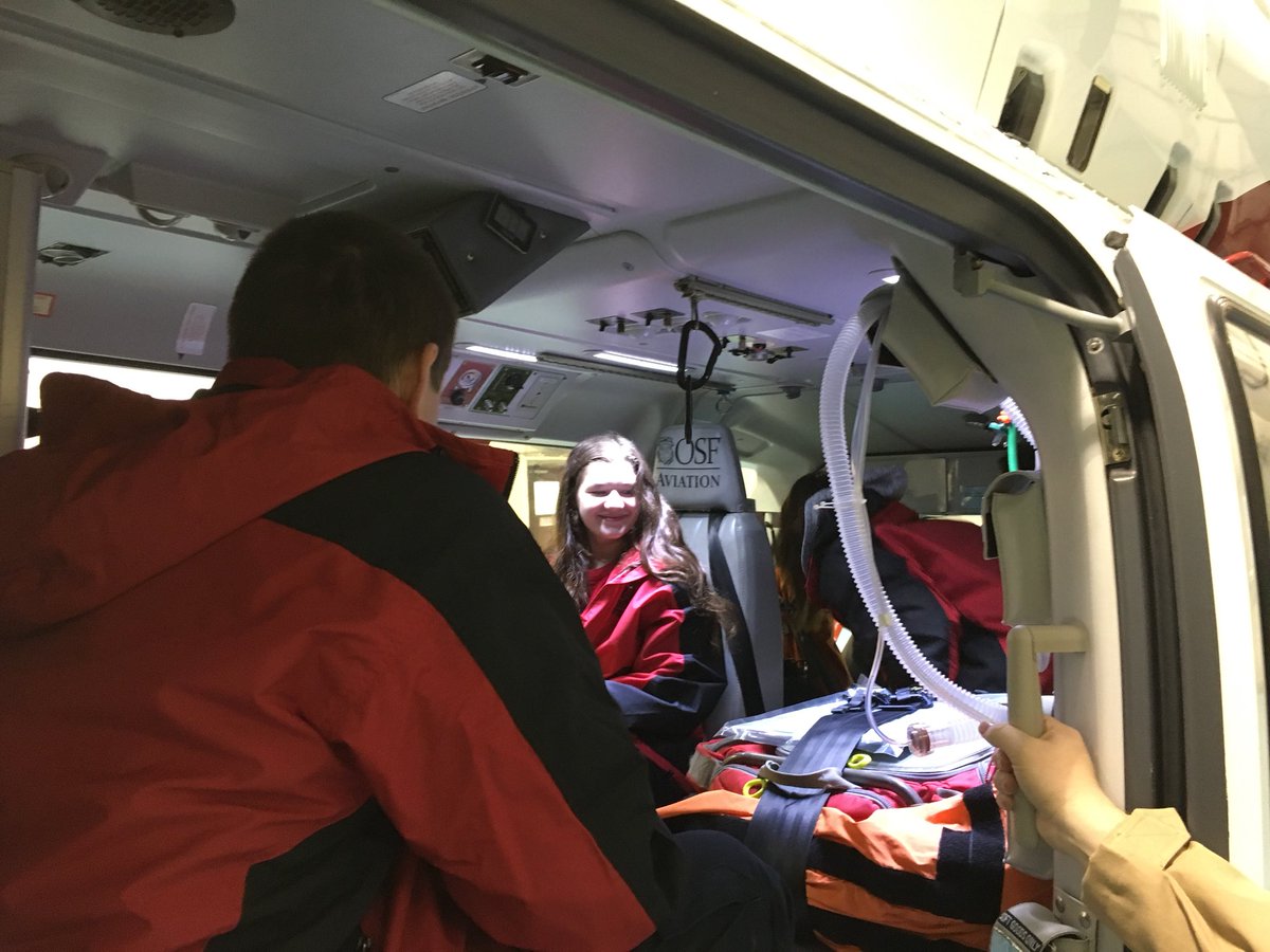 ExplorerPost413's tweet image. Thank you @OSFLifeFlight for showing our Explorers the #LifeFlight Helicopter and discussing careers in EMS.
