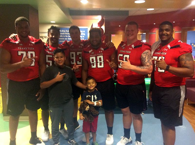RMHCsouthwest's tweet photo. Rather our Red Raiders win or lose, YOUR donation is what truly matters. Let's get in the Game and keep families close! #RMHCSW #TTUFootball #WreckEm https://t.co/cIDIE6C0Tl https://t.co/C7dLOBWXAh