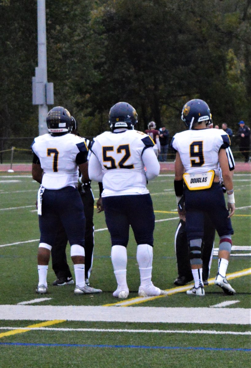 raydavis's tweet photo. It’s time baby. Tune in @1 https://t.co/yhAMP4xRNS.  @NE_prepboard @NEPrepFan @TPridefootball https://t.co/umDaF5xM7w