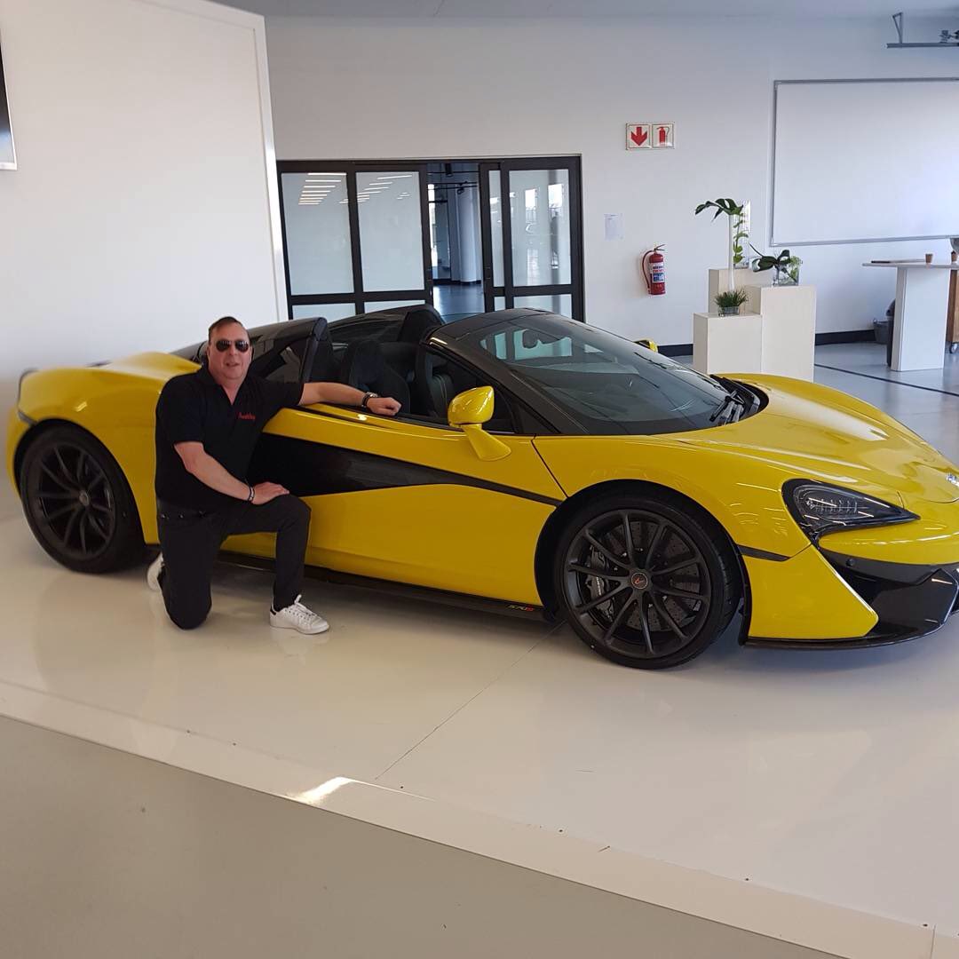 Great Day at the race track 👌👊