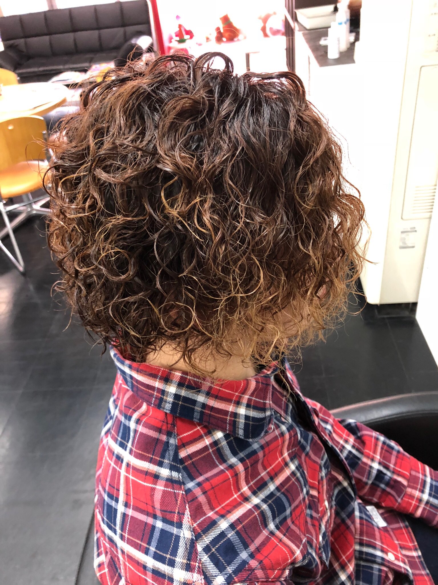 טוויטר ヘアーラウンジカルネ 熊谷真人 בטוויטר ウェットな質感のワイルド スパイラルパーマ T Co Vqcpqbik0g 滝川市美容室 滝川美容室 パーマ 2ブロック カット メンズパーマ メンズカット 強め パーマ ワイルドパーマ メンズスパイラル