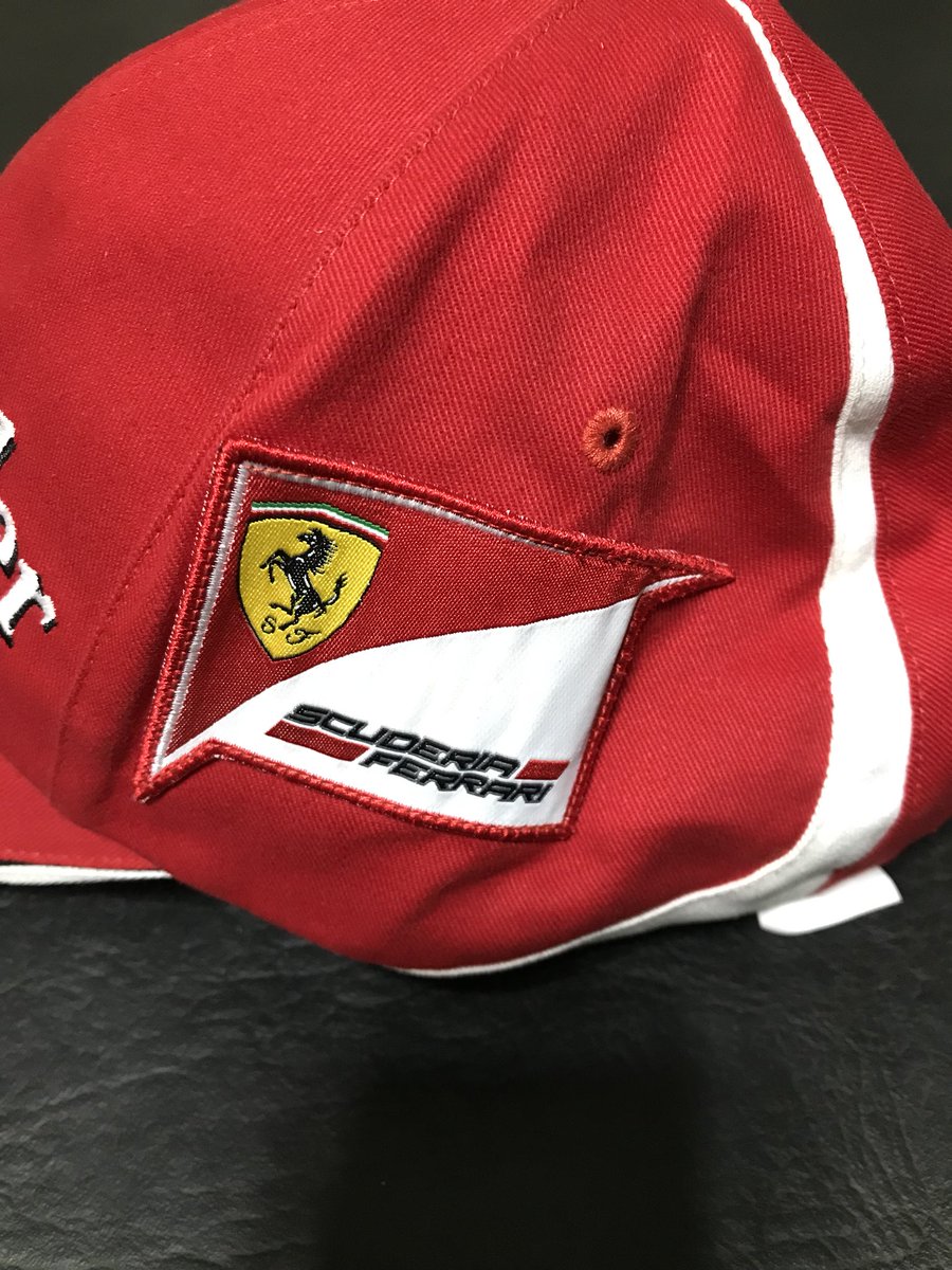 motorlat's tweet photo. Último #SorteoMotorlat del año 2017
Gorra 🧢 de Ferrari Santander ....
RT 😉
Follow 👍
Suerte 🍀
La semana Posterior a
#AbuDhabiGP 🇦🇪 Estaremos sorteándola ..... https://t.co/fE6tyTXOdO