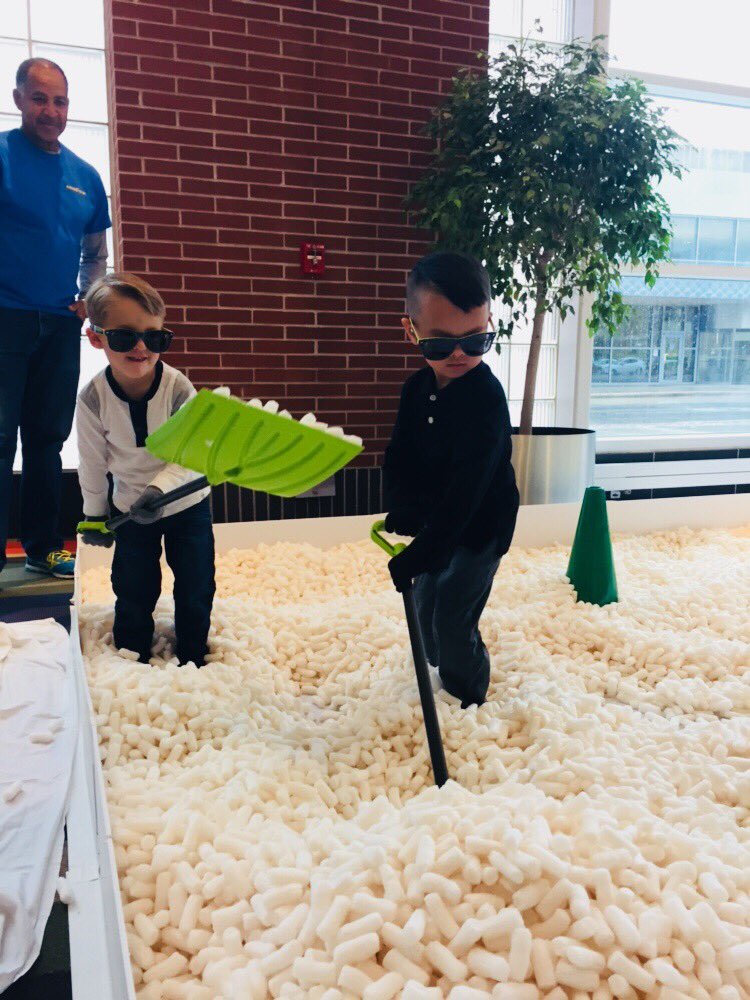 AkronChildrens's tweet photo. Fun shoveling and playing in the “snow” at #HTF17 thanks to @goodyear sponsorship ❄️ https://t.co/WJo53Ddnby