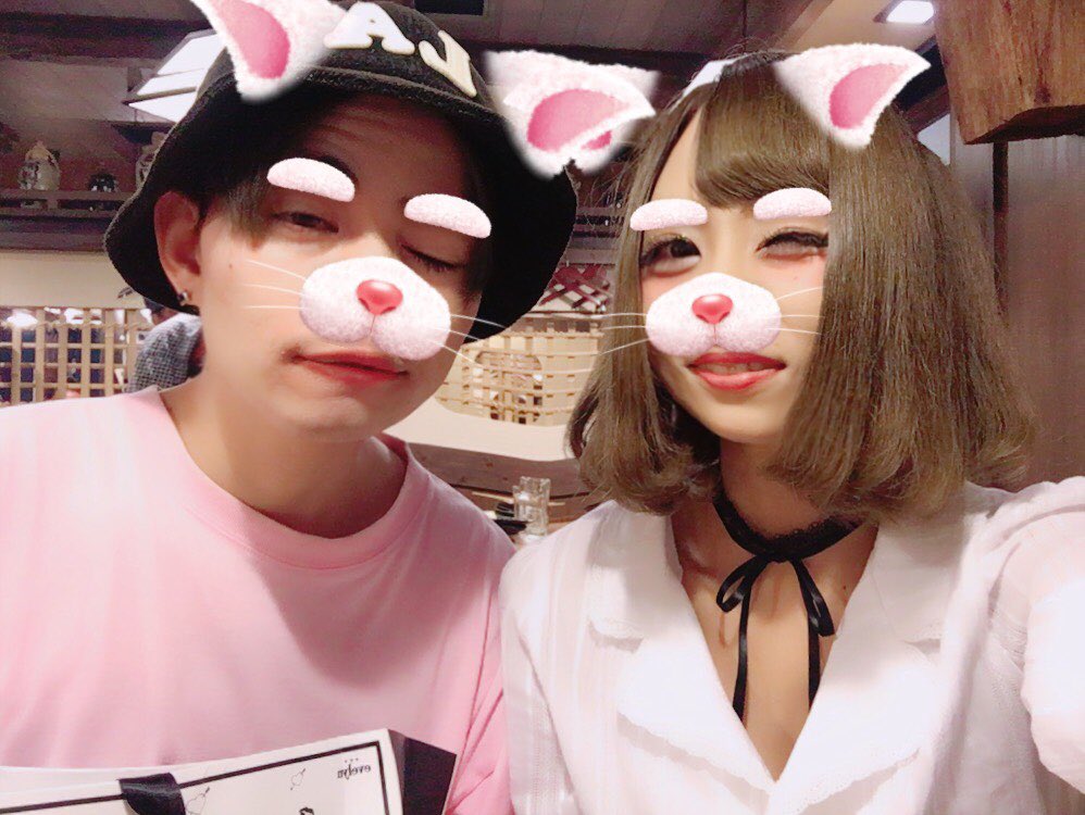 ウィンク下手くそ選手権 hashtag on Twitter