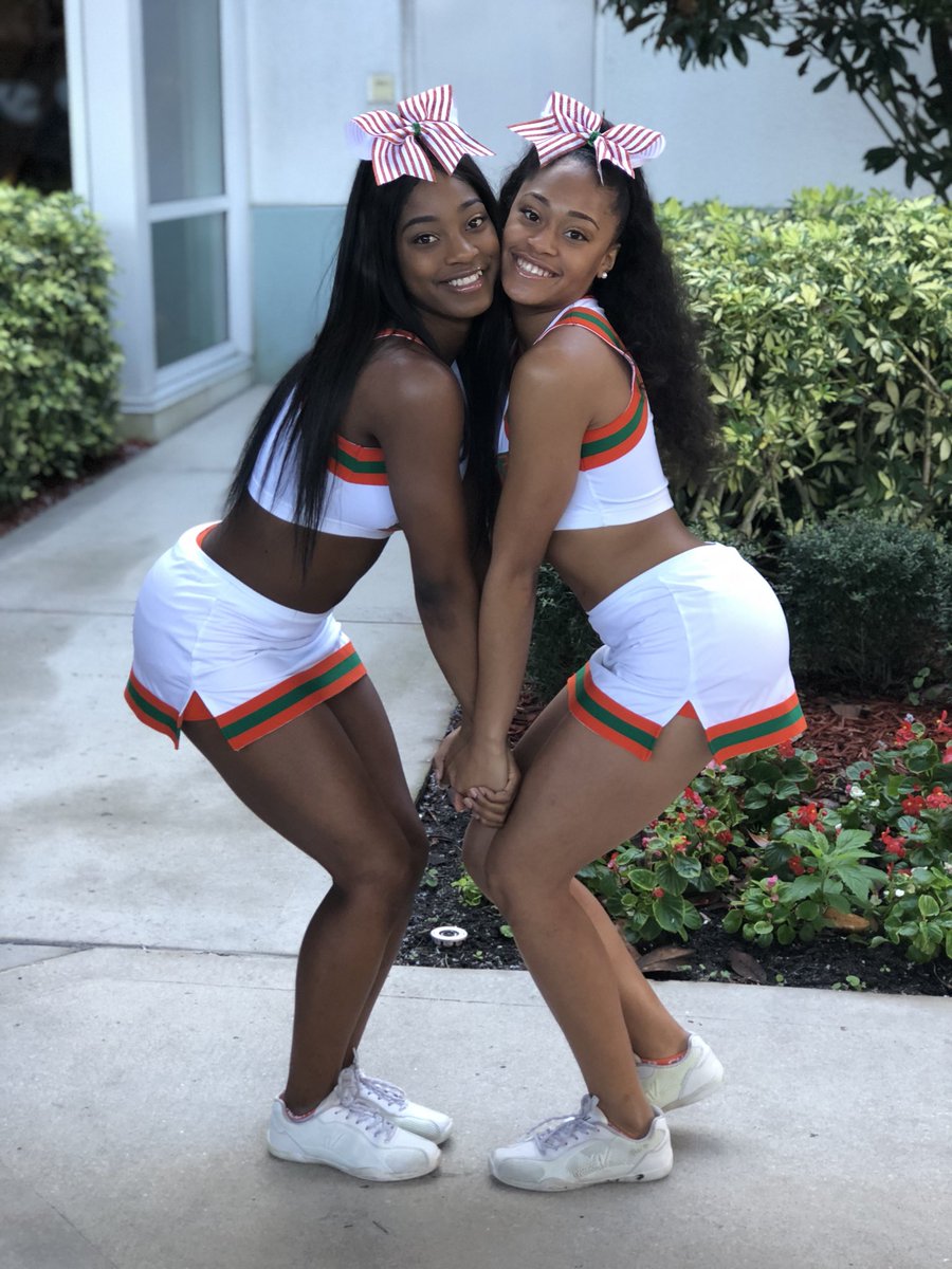 LanesePretty1's tweet image. #RattlerNation 🐍 #Famucheer 😍