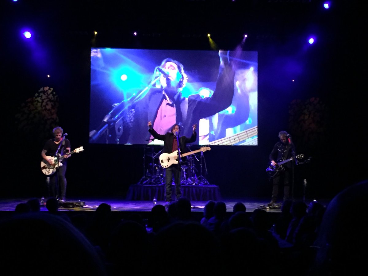 cpkkitten's tweet photo. @jaysemko @donschmid61 @kevinkanemusic @bryanpotvin thank you for coming to @FestivalPlaceSP Had a great time, amazing musicians, entertaining stories, and thanks for sharing the photos and videos! #missMerl https://t.co/vJUBaCokCo