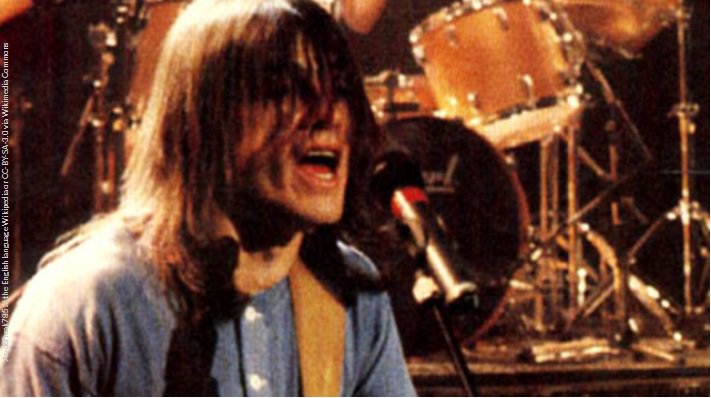 AC/DC co-founder and guitarist Malcolm Young dies at 64 bit.ly/2mC3ltL?utm_so… https://t.co/4YVwowWD75