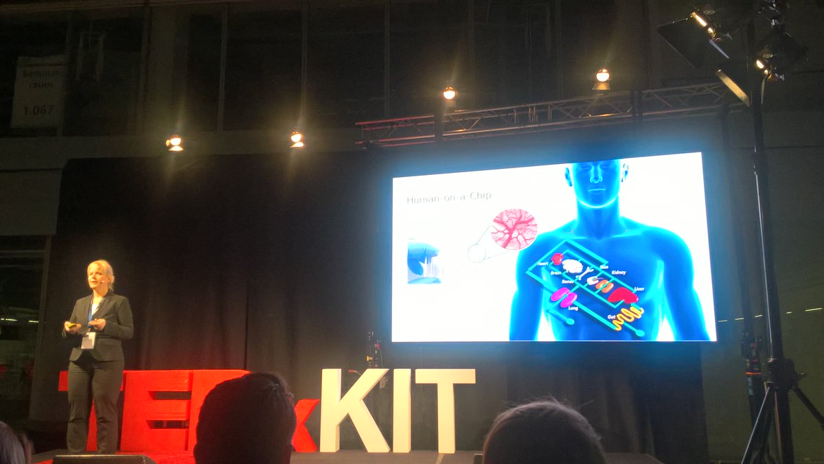 halllo's tweet photo. Ute Schepers: Human on the chip, 3d printing human organs #TEDxKIT #vasqlab https://t.co/klRRAJmoVX